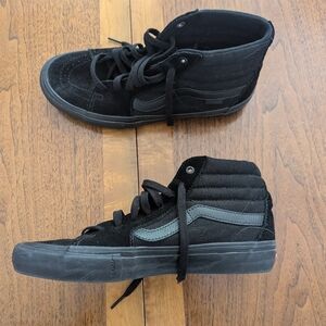 Vans Sk8 Hi triple black